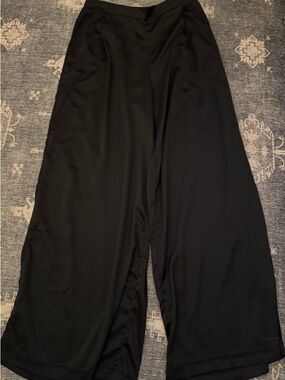 Sofia Vergara Wide Leg Satin Black Women's Pants - Classic Pull-On Style